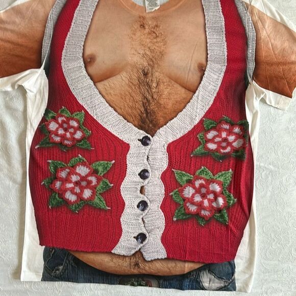 Faux Real Mans Hairy Chest In Ugly Christmas Sweater Vest T shirt Size Medium - Picture 1 of 9